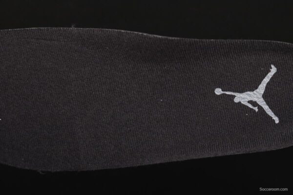 Air Jordan 11 Cap and Gown 11 Black Gamma Black Samurai 378037-005 - Image 5