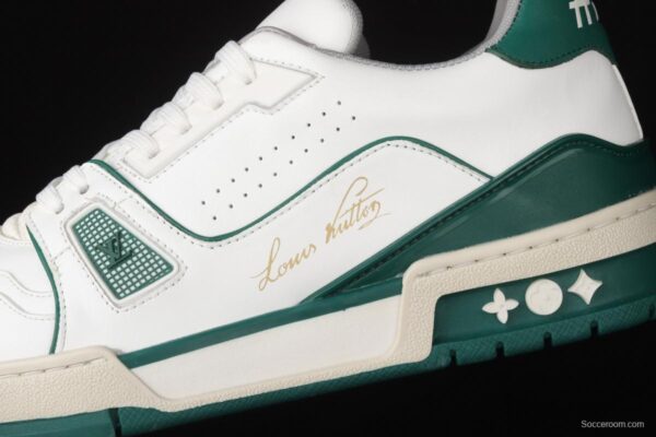 Authentic LV 2021ss early spring fashion catwalk sneakers 400N GREEN - Image 8