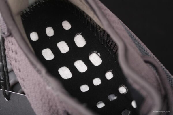 Adidas Yeezy Boost 350 V2 Cinder FY2903 Darth Coconut 350 second generation hollowed-out side transparent black angel color BASF popcorn - Image 5