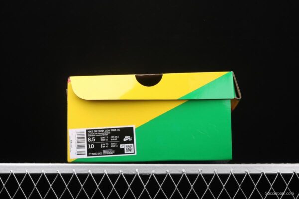 Travis Scott × SB DUNK joint name board shoes cashew fruit CT5053-001 - Image 14