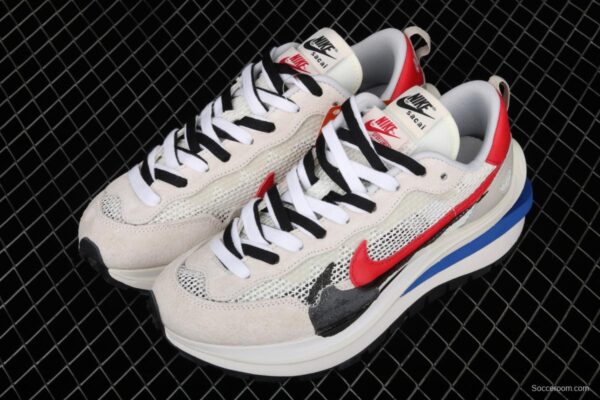 Sacai x NIKE VaporWaffle 3.0marathon deconstruction design avant-garde deformable three-layer bottom leisure jogging shoes CV1363-101 - Image 9