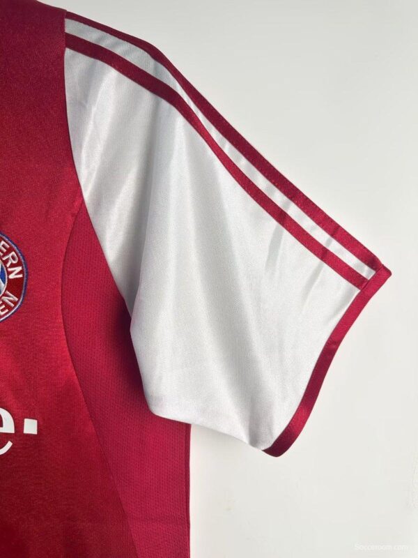 Retro 03/04 Bayern Munich Home Jersey - Image 8