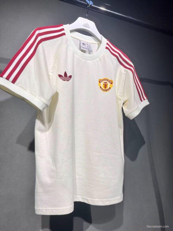 24/25 Manchester United Cotton Beige T-shirt Jersey - Image 3