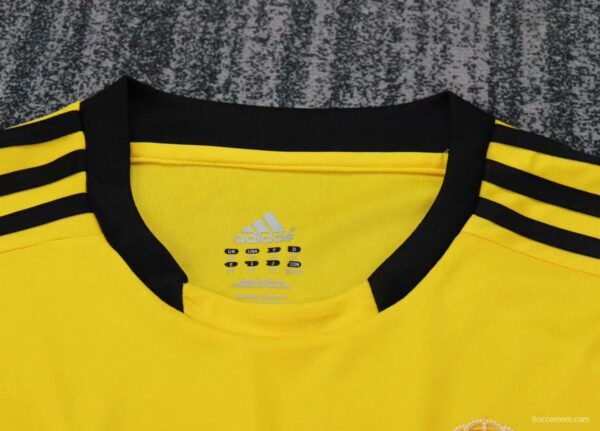 Retro Kids 11/12 Real Madrid Yellow Goalkeeper Jersey - Image 7
