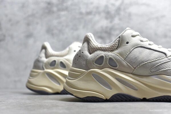 Adidas Yeezy Boost 700 Analog - Image 8