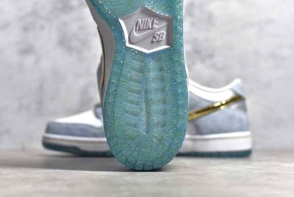 Sean Cliver x NK SB Dunk Low Pro QS - Image 5