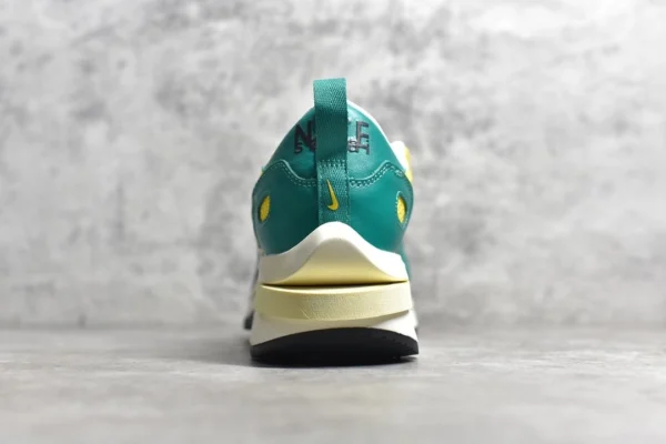Sacai x NK VaporFly Yellow - Image 4