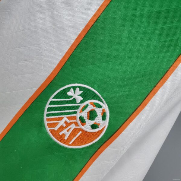 Retro Ireland 1994 away Soccer Jersey - Image 6