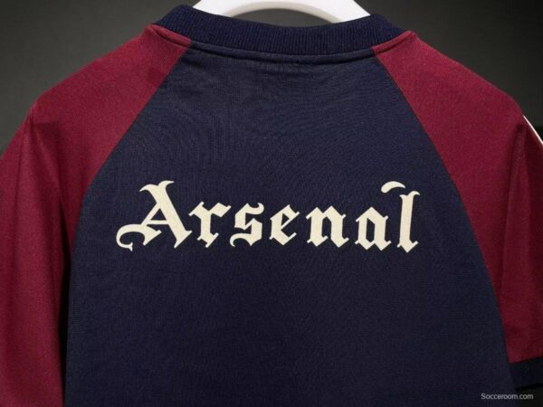 24/25 Arsenal Navy/Red Pre-Match - Image 4