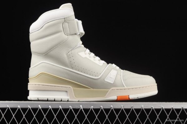 Authentic LV 2021s LV Trainer must be in winter - Image 16