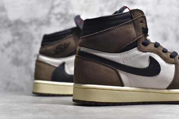 Air Jordan 1 x Travis Scott - Image 3