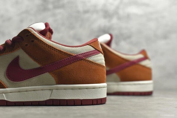 Nike SB Dunk Low Pro Russet Cedar - Image 8