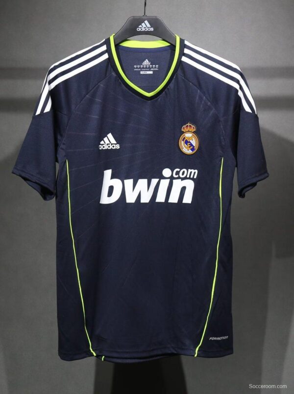 Player Version Retro 09/10 Real Madrid Away Jersey - Image 3