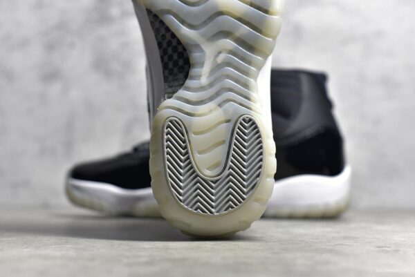 Air Jordan 11 Retro Jubilee 25th Anniversary - Image 3