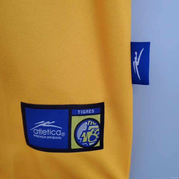 Retro 01/02 Tigres UANL Home Jersey - Image 5