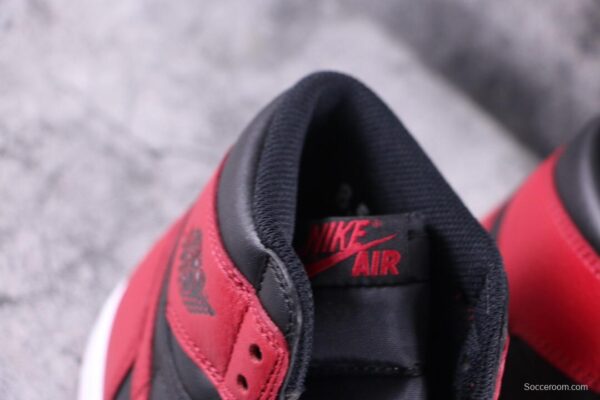 Air Jordan 1 Retro Bred Banned（2016） - Image 5