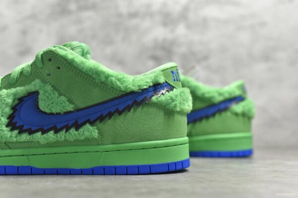 NK SB DUNK LOW PRO QS - Image 5