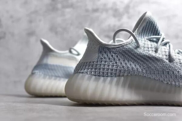 Yeezy 350 Boost V2 - Image 4