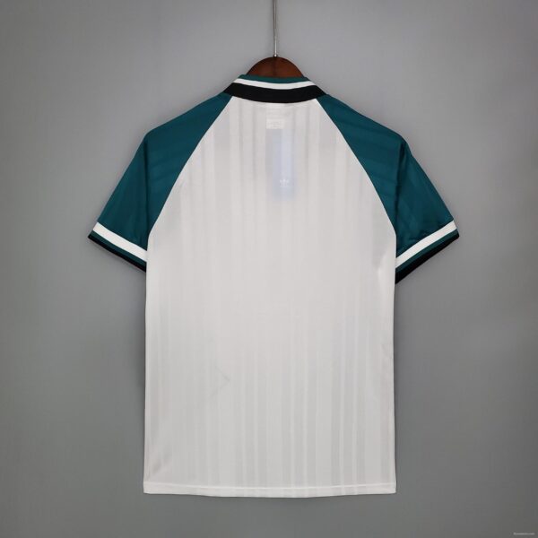 Retro 93/95 Liverpool away Soccer Jersey - Image 2