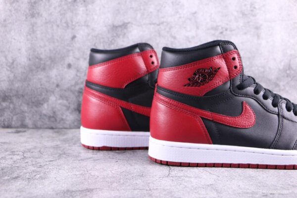 Air Jordan 1 Retro Bred Banned（2016） - Image 9