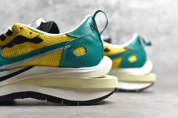 Sacai x NK VaporFly Yellow - Image 9