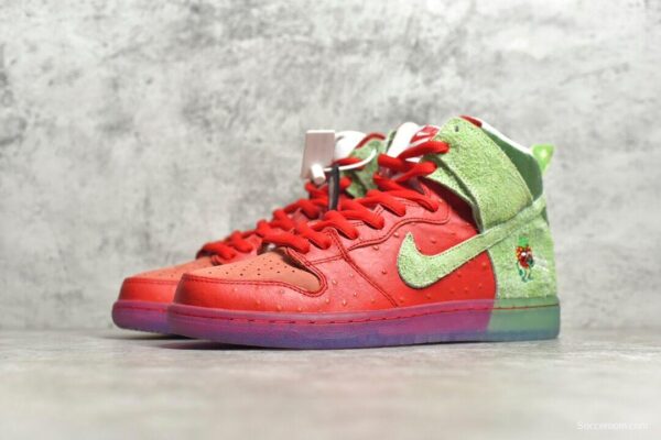 NK SB Dunk High “strawberry cough” - Image 2