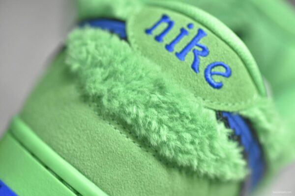NK SB DUNK LOW PRO QS - Image 8