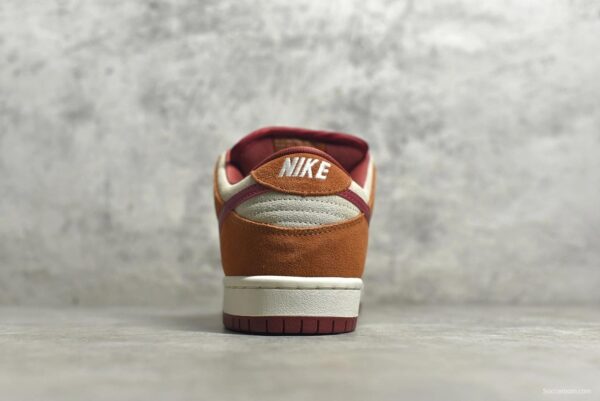 Nike SB Dunk Low Pro Russet Cedar - Image 4