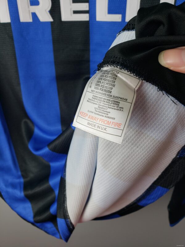 Retro 98/99 Inter Milan Home Long Sleeve Jersey - Image 7