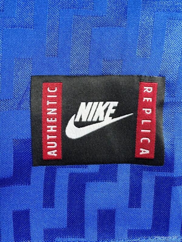 Retro 1995 Italy Home Jersey - Image 8