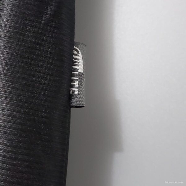 Retro 99/00 Real Madrid Third Black Jersey - Image 5