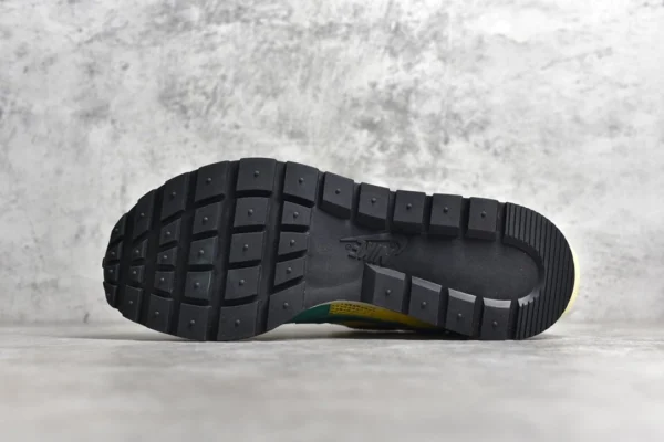 Sacai x NK VaporFly Yellow - Image 3