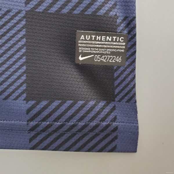 Retro 13/14 Manchester United Away Soccer Jersey - Image 5