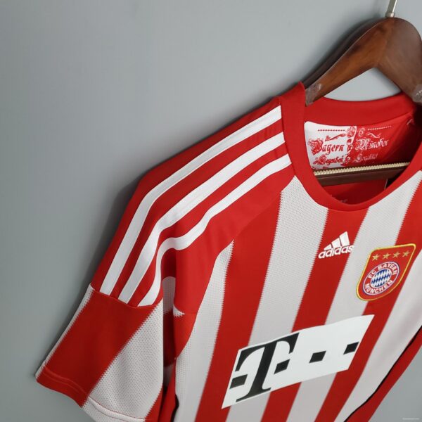Retro Bayern Munich 10/11 home Soccer Jersey - Image 7