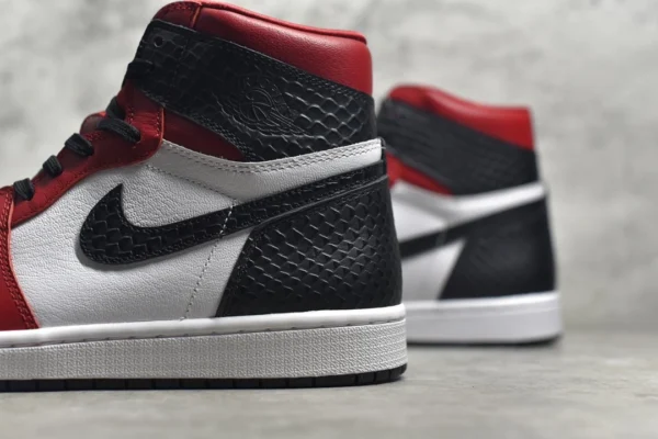 Air Jordan 1 High OG Satin Red - Image 4