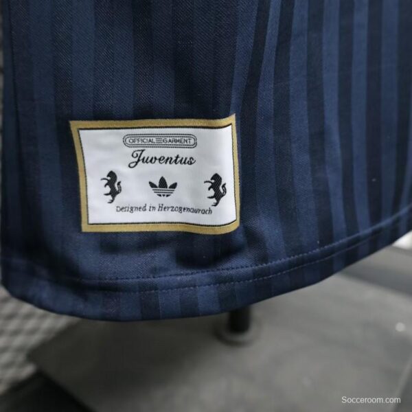Player Version 25/26 Manchester United  Icon Navy Jersey - Image 3