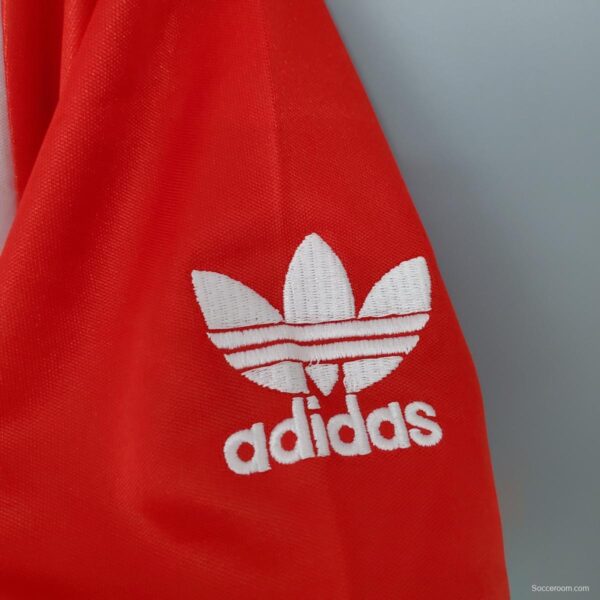 Retro Manchester United 85/86 home Soccer Jersey - Image 5