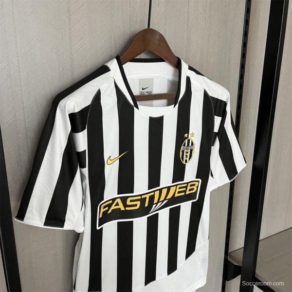 03/04 Retro Juventus Home Jersey - Image 7