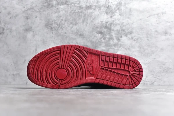 Air Jordan 1 High OG SP Gina - Image 5
