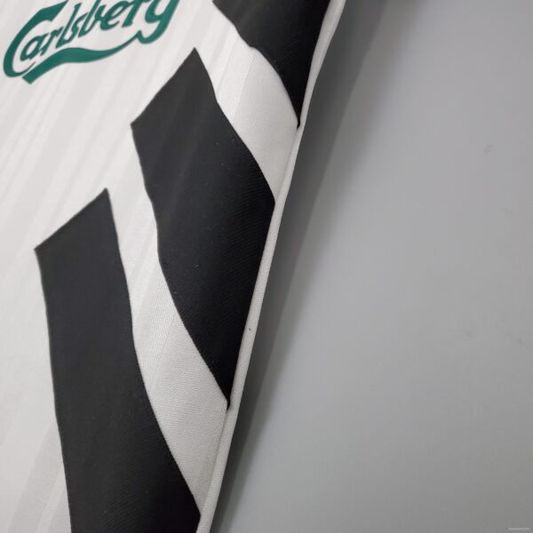 Retro 93/95 Liverpool away Soccer Jersey - Image 4