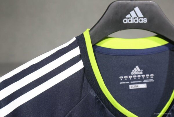 Player Version Retro 09/10 Real Madrid Away Jersey - Image 4